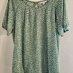 Short sleeve sheer blouse - pebble print